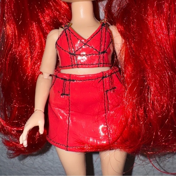 2019 MGA Rainbow High Red Hair Ruby Anderson Doll 11in Fully Articulated Girls - Picture 6 of 8